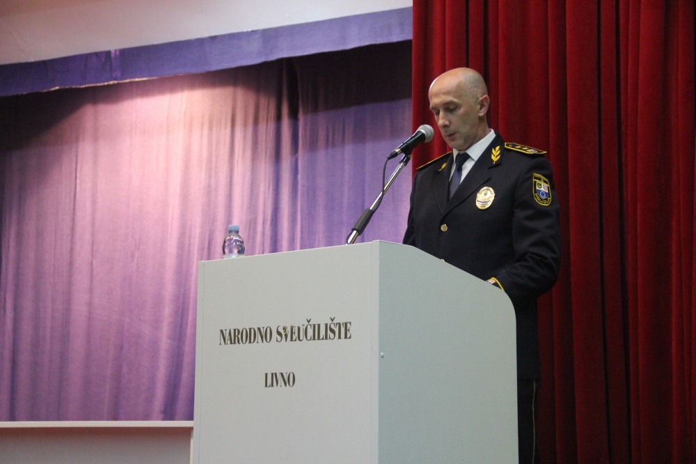 IMG_4744.jpg IMG_4744.jpg